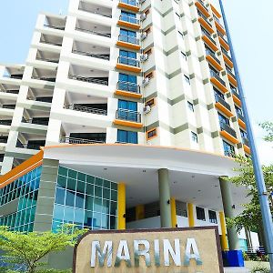 Pangsapuri 40 m² dengan 1 bilik tidur dan 1 bilik mandi peribadi di Lumut